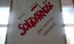 Wystawa na 40-lecie "Solidarności": sztandar